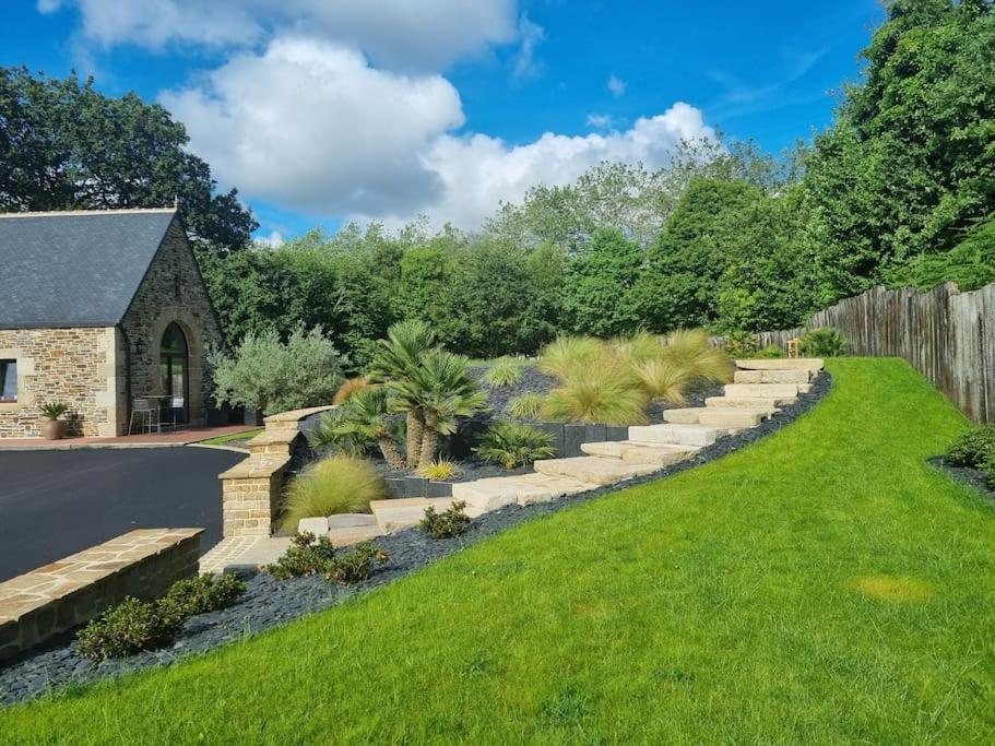 Gite Manoir De Kerlez Briec エクステリア 写真